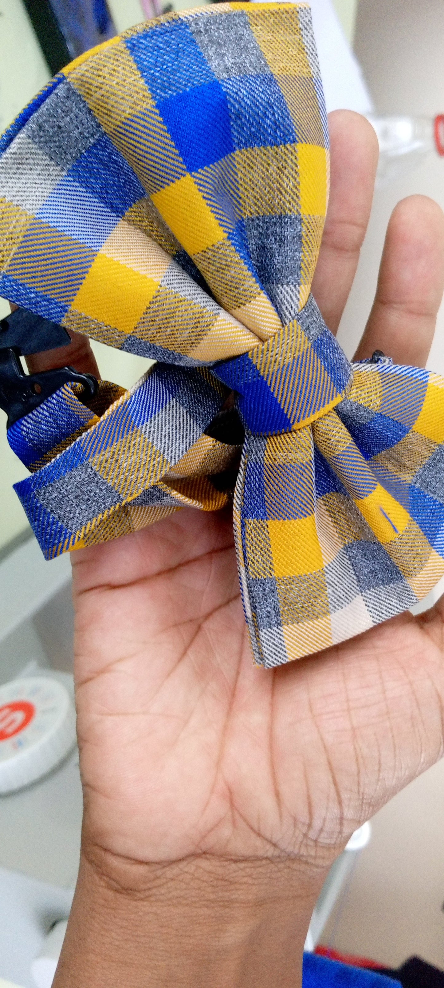 The Classic Bow Tie – A Statement in Simplicity
