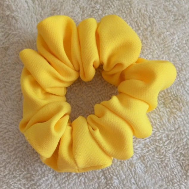 Buttercup Small Scrunchie