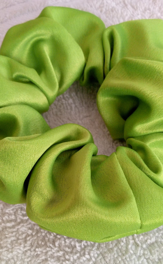 Spring Green Medium Scrunchie